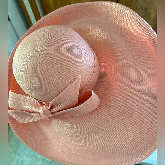 Frank Olive private collection wide brim hat.  Pink Frank Olive wide brim hat. - Picture 4 of 4